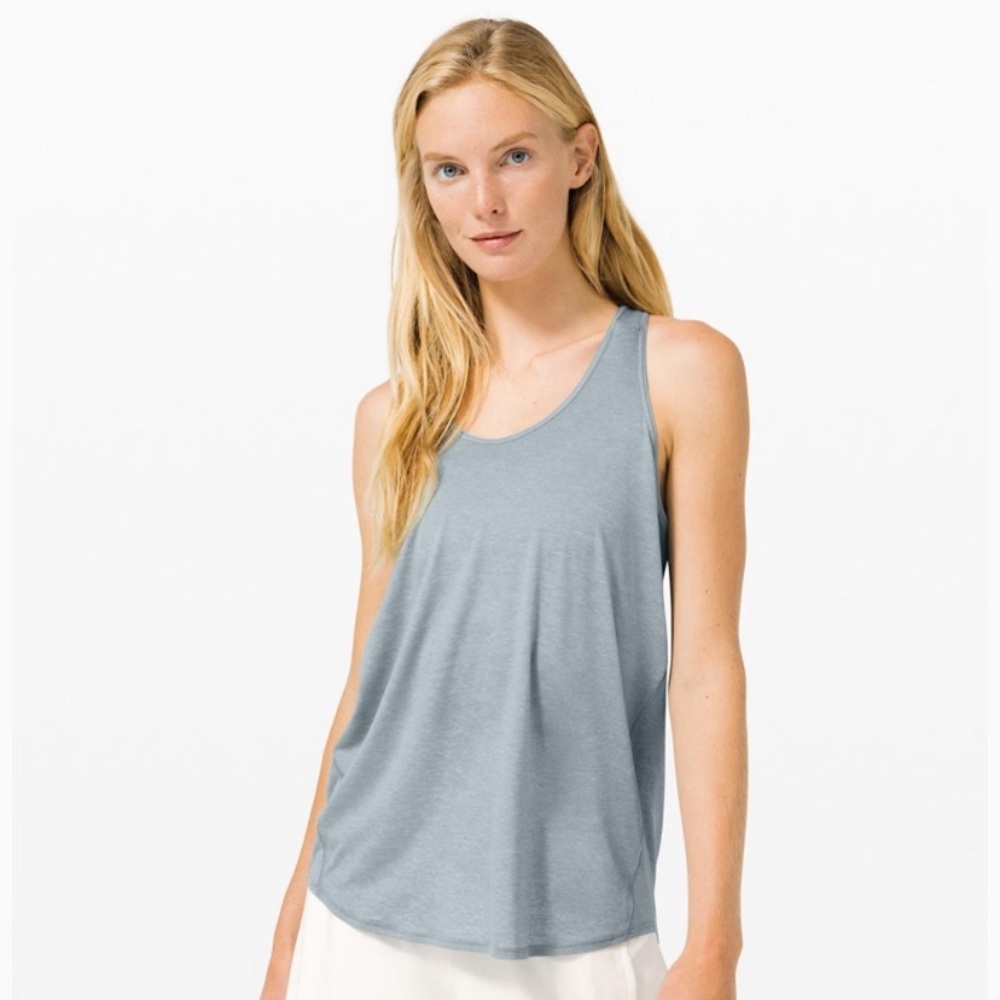 Lululemon essential tank